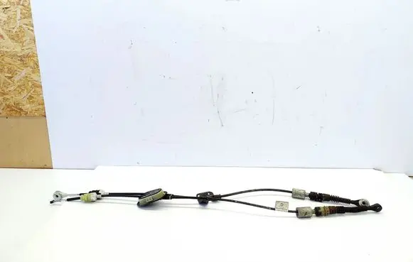 Nissan Qashqai Gear shift cable linkage 349357827R
