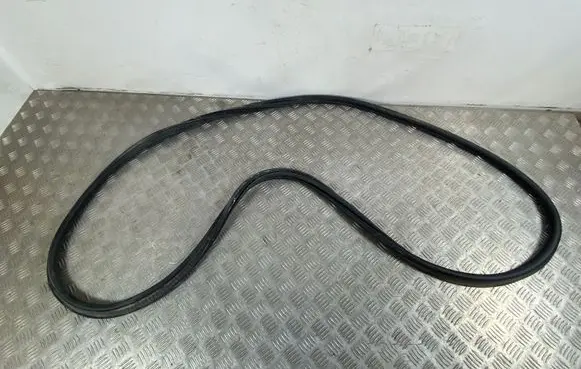 Opel Grandland X Trunk rubber seal (body)