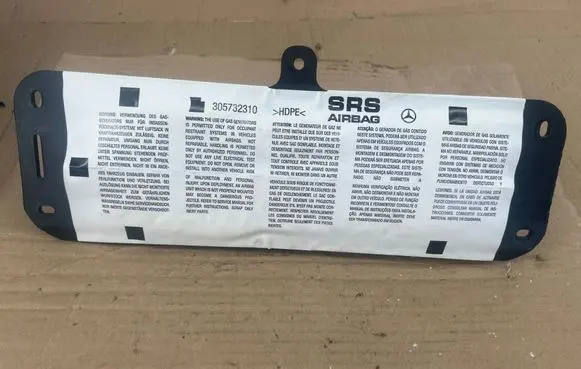 Mercedes-Benz CLS C219 Passenger airbag 305732310