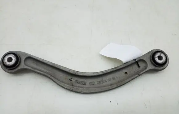 Mercedes-Benz C W204 Rear control arm A2043501606