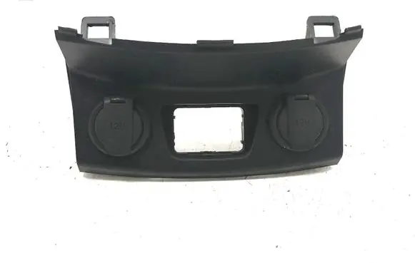 Hyundai i30 12 V Socket (front) K0HGD69702