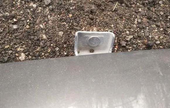 Peugeot 3008 I Tailgate/trunk/boot hinge