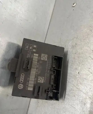 Audi A6 S6 C7 4G Door control unit/module 4G8959795J 4G8959795G P10102062