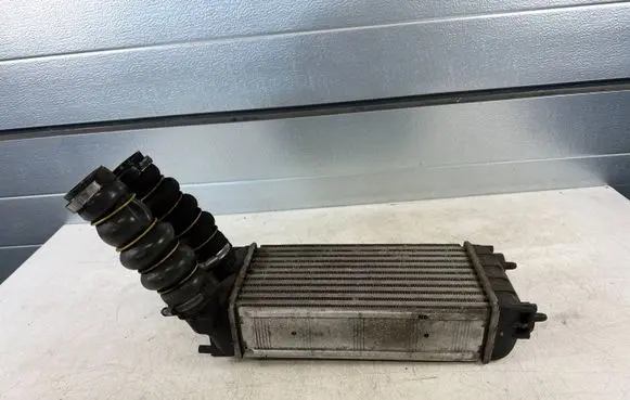 Peugeot 3008 I Intercooler radiator 9684212480