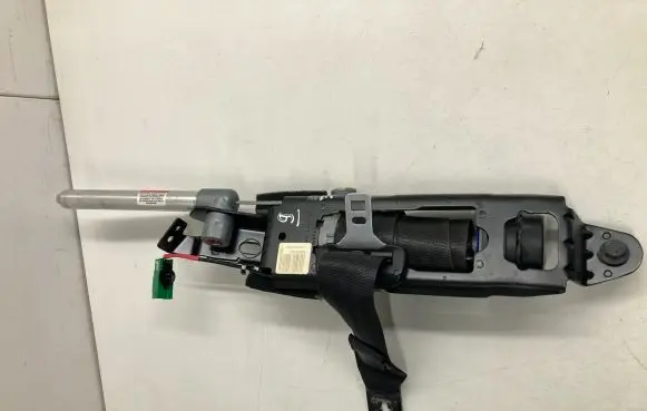 Volvo XC60 Front seatbelt 6260219323