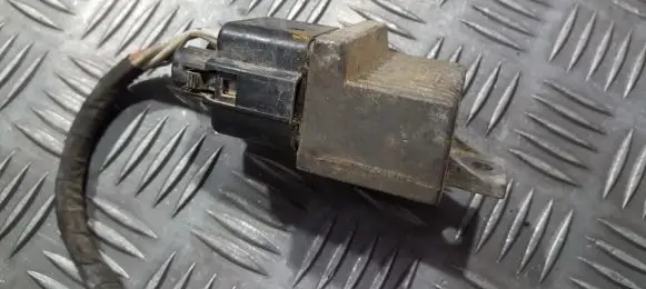 Renault Laguna II Glow plug pre-heat relay 7700115078