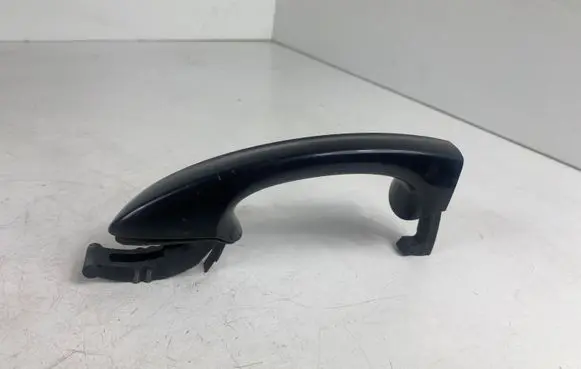 Volkswagen Golf VII Front door exterior handle 5G0837205