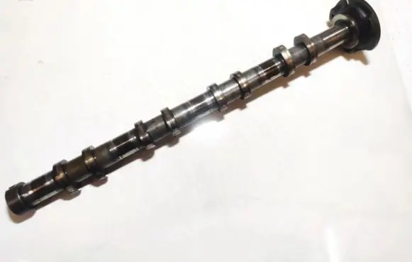 Ford Mondeo Mk III Camshaft 