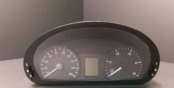 Mercedes-Benz Sprinter W906 Speedometer (instrument cluster) A9069005200 9069005200