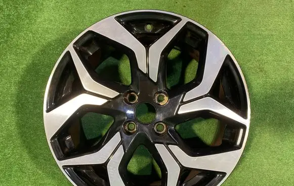 Ford Ecosport R18 alloy rim HN1C-DA