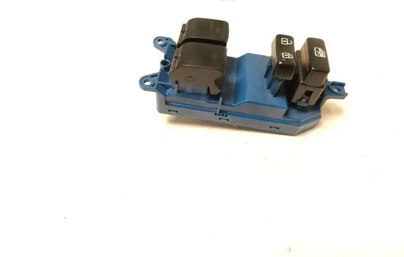 Toyota Avensis T270 Electric window control switch 8404005110