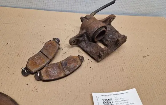 Opel Agila A Front brake caliper