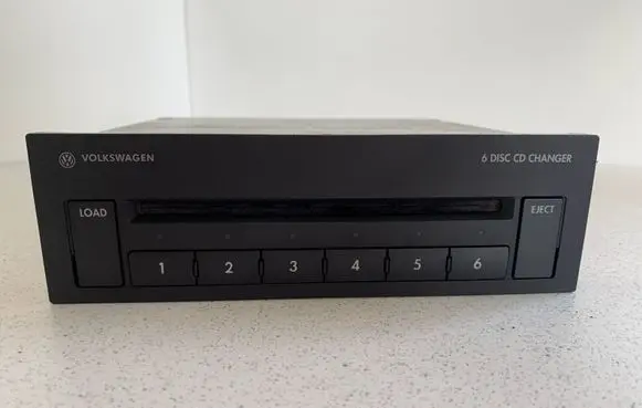 Volkswagen PASSAT B5.5 CD/DVD changer 3B7035110
