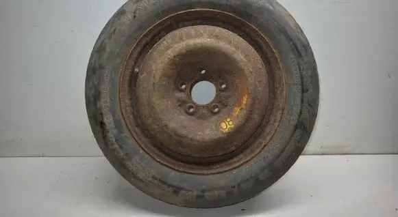 Chrysler Voyager R16 spare wheel 