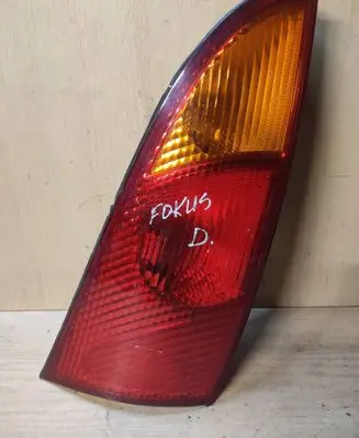 Ford Focus Rear/tail lights XS4X13404C 6374D 375000R