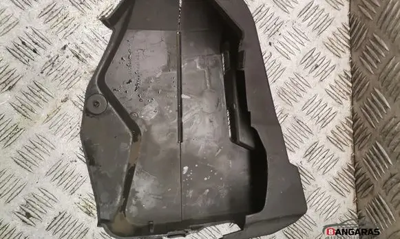 Nissan Qashqai Timing belt guard (cover) 8200795017