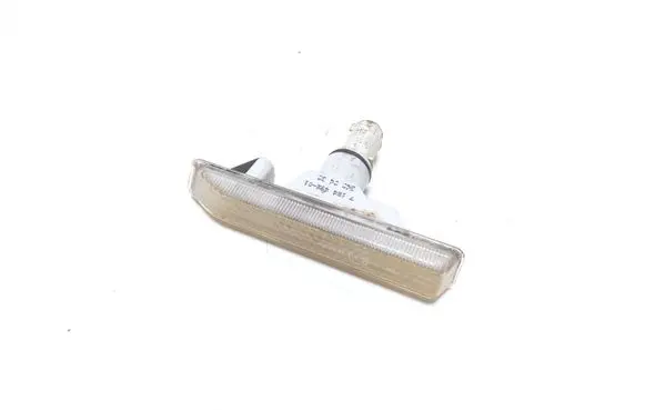 BMW X5 E53 Front fender indicator light 7164492