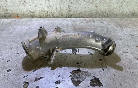 Intercooler hose/pipe