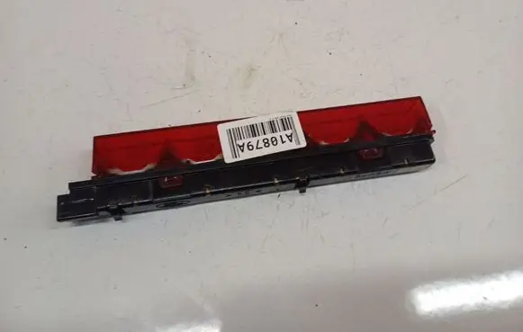 Ford Focus Third/center stoplight 1S7113A613AE 1S71-13A613-AE