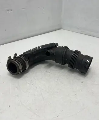 Ford Turneo Courier Air intake hose/pipe