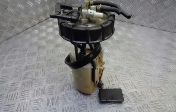 Honda Civic Mechanical fuel pump 101962-0560