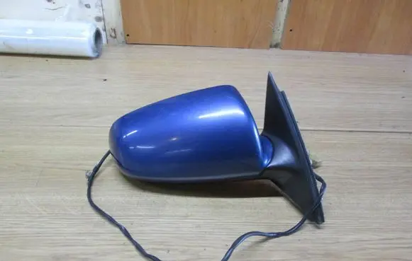Audi A4 S4 B6 8E 8H Front door electric wing mirror