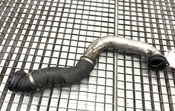 BMW 5 E60 E61 Intercooler hose/pipe 7789052