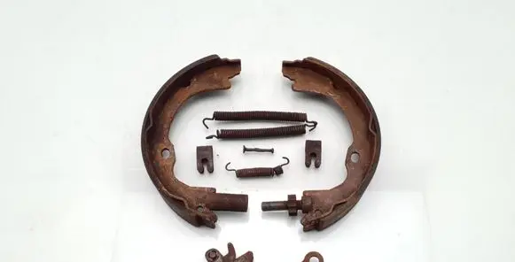 Dodge Nitro Handbrake/parking brake pads 