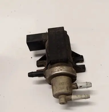 Volkswagen Bora Turbo solenoid valve 1J0906627A