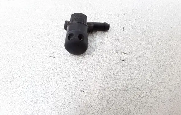 Opel Astra H Windshield washer spray nozzle 