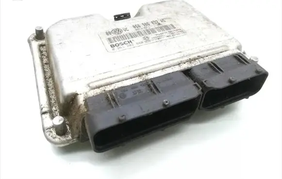Volkswagen PASSAT B5.5 Engine control unit/module 066906032AS 0261207880 26SA8505
