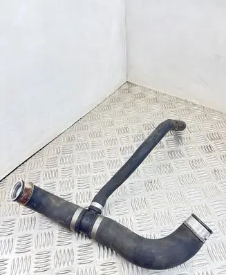 Mercedes-Benz S W221 Engine coolant pipe/hose
