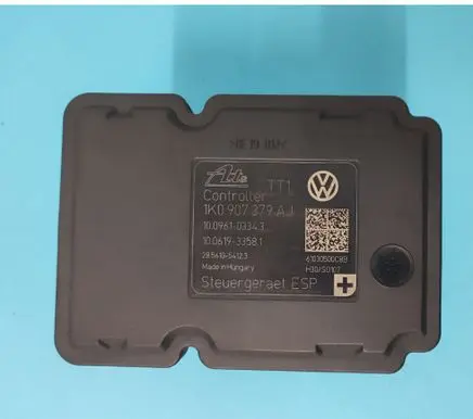 Volkswagen Golf VI ABS Pump 1K0907379AJ 1K0614517AT