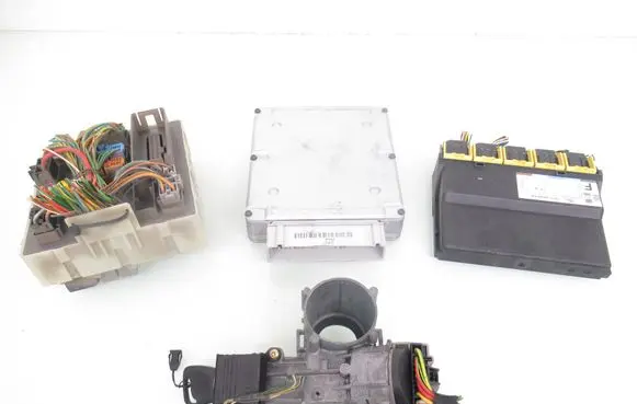 Ford Focus Engine control unit/module ECU 1S7T15K600FB 1M5F12A650BD 5WK48730C