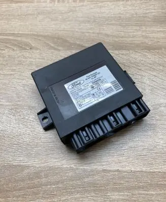 Ford Focus Comfort/convenience module 98AG15K600DD
