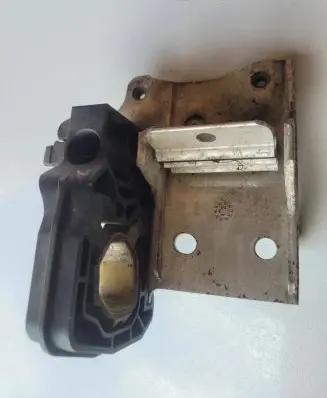 BMW 6 F12 F13 Bottom radiator support slam panel 7186514 7207152 7211162