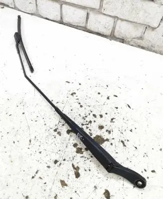 Citroen C3 Front wiper blade arm 9673292080