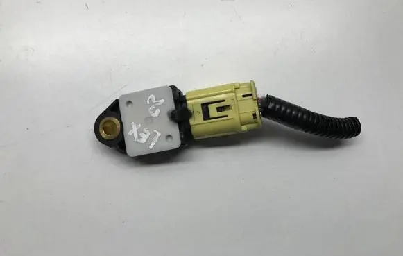 Lexus IS 220D-250-350 Airbag deployment crash/impact sensor 898310W040