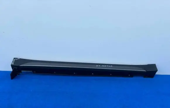 Hyundai Tucson TL Sill 87754-D7100