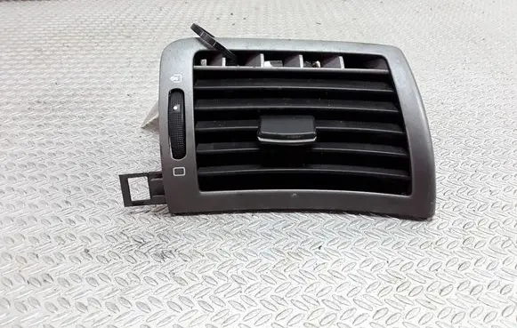 Peugeot 407 Dashboard side air vent grill/cover trim 9644589377