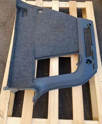 Volkswagen Tiguan Trunk/boot side trim panel 5N0867428