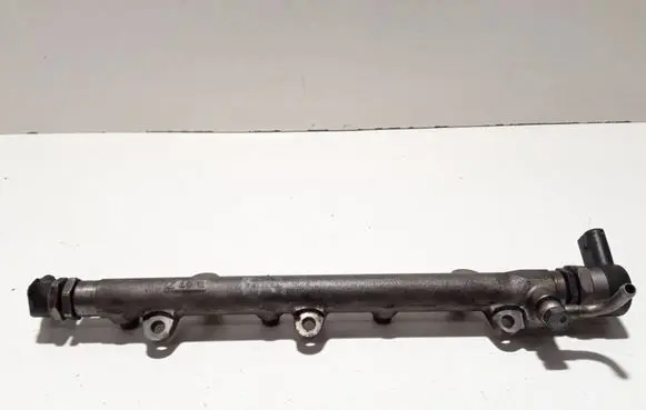 BMW X3 E83 Fuel main line pipe 0445214030 7787164