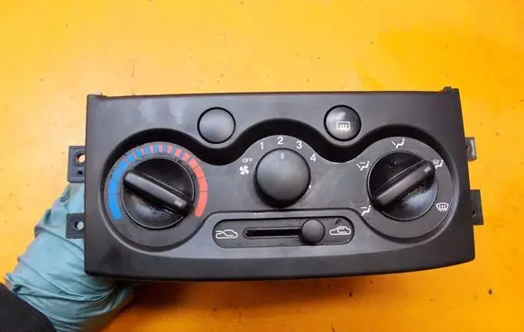 Chevrolet Aveo Interior fan control switch 