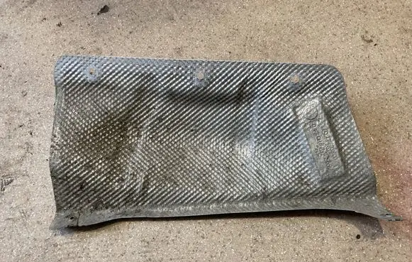 Mercedes-Benz E W214 Exhaust heat shield A2146802800