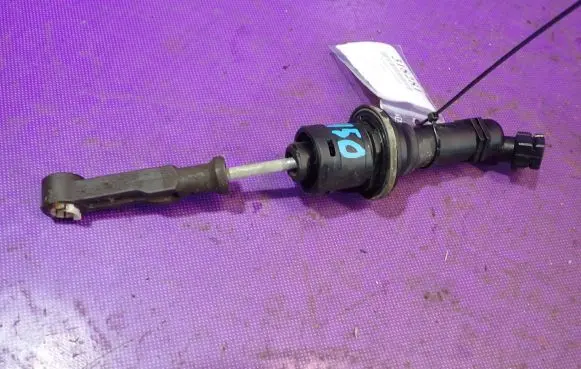 Dacia Dokker Clutch slave cylinder 306104118R