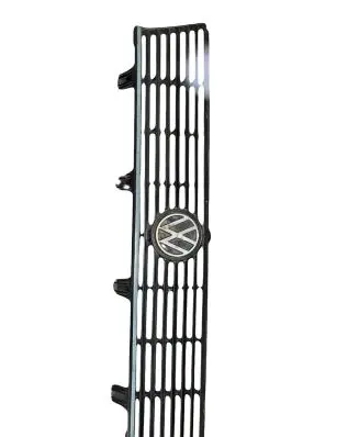 Volkswagen PASSAT B2 Front grill 321853653B