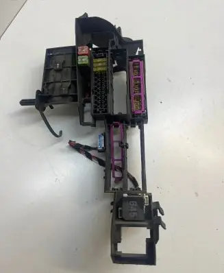 Audi A4 S4 B9 Fuse module