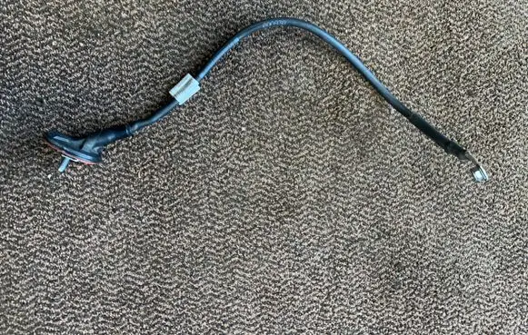 Mercedes-Benz C W205 Positive cable (battery) A2055407912 2055407912