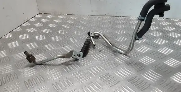 Volkswagen Tiguan Exhaust gas pipe 04L131582B 04L131552FG