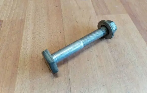 Renault Megane IV Front suspension camber bolt 7703101632 7703033209